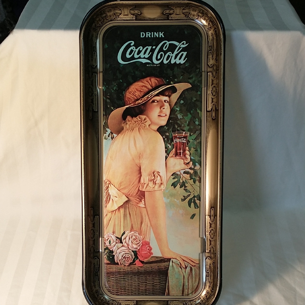 Vintage 1972 Coca Cola Add tray sign